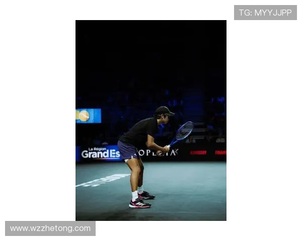 网球巨星复出赛场 展现惊人状态 助力新一届大满贯争夺战