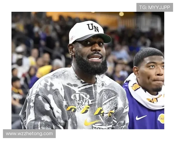 詹姆斯带领湖人迎战勇士 季前赛首场胜利为新赛季积蓄动力